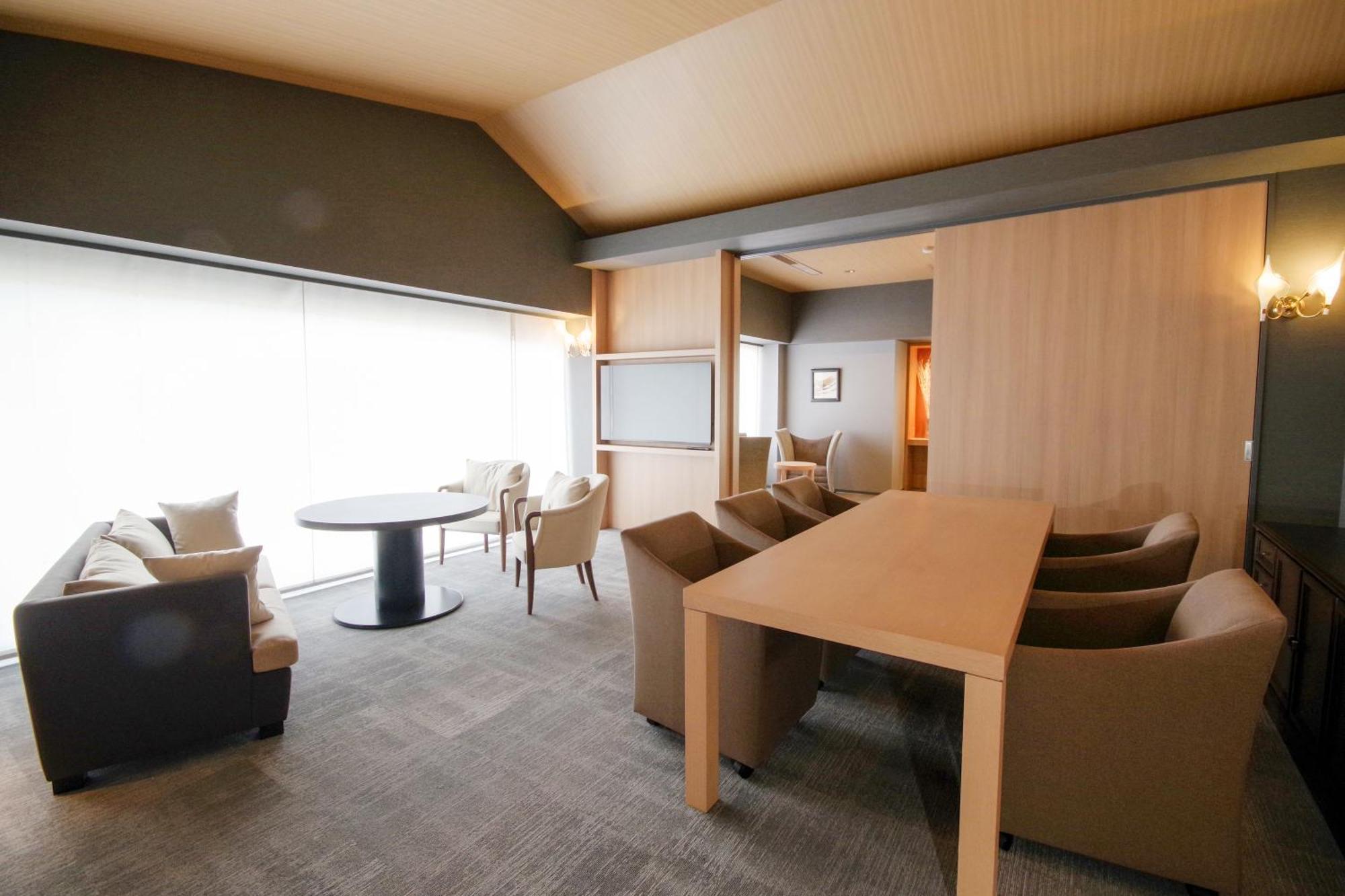 Tokiwa Hotel Кофу Экстерьер фото