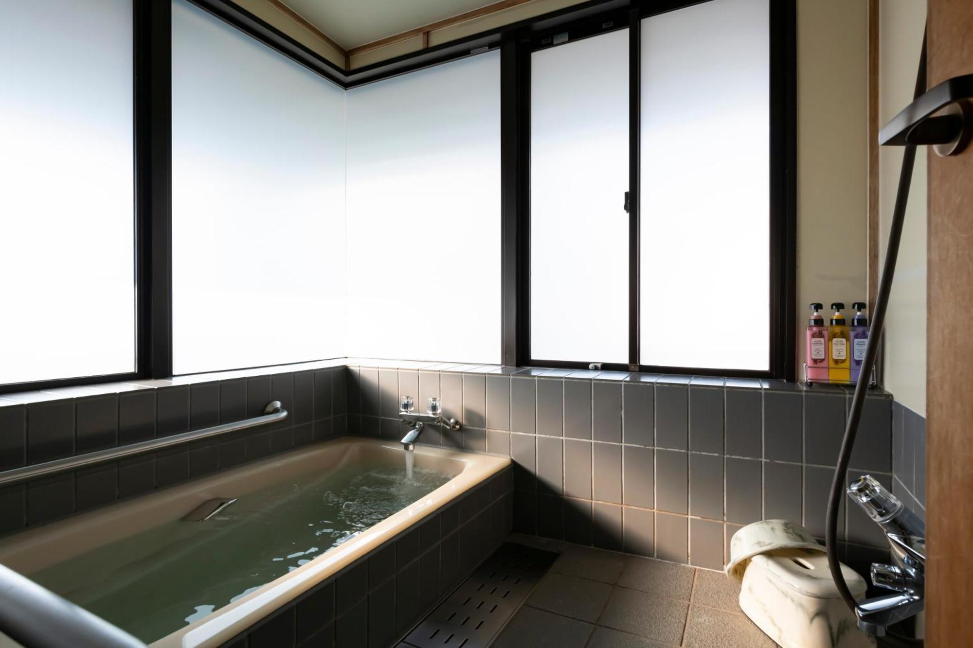 Tokiwa Hotel Кофу Экстерьер фото